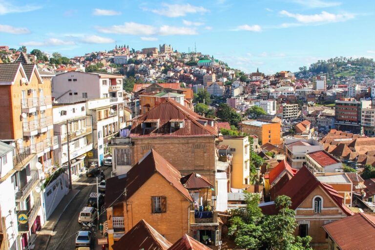 panorama di una città del Madagascar